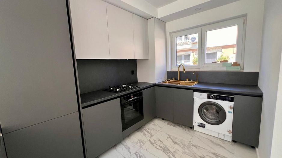 Vila 3 camere Cosmopolis - Poză 1