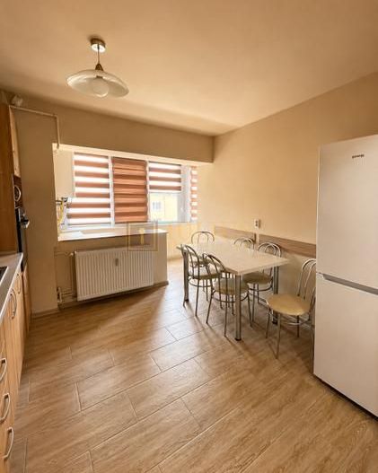Ultracentral-Medicina, UVT| 2 camere| recent renovat| centrala proprie| clima| - Poză 10