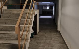 Garsonieră 42 mp de închiriat – zonă ultracentrală Târgu Jiu, ideală birou - Poză 5