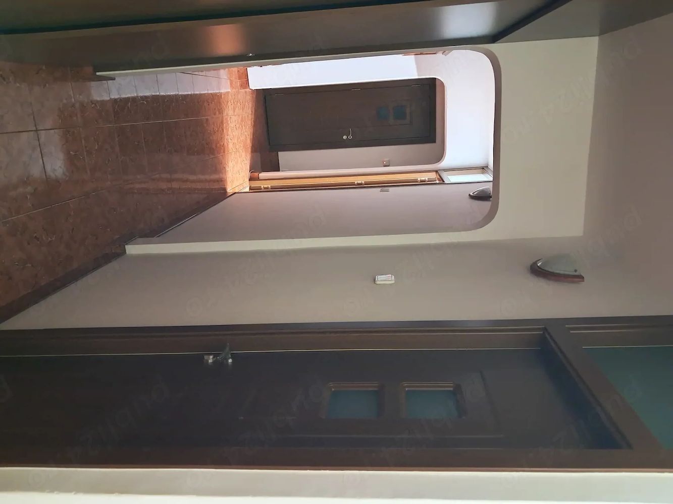 Apartament decomandat 3 camere | centrală | 2 băi | bloc reabilitat | Lujerului - Poză 1