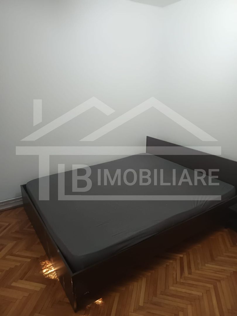 Apartament cu 3 camere, 68mp, Zona strazii Petru Dobra - Poză 2