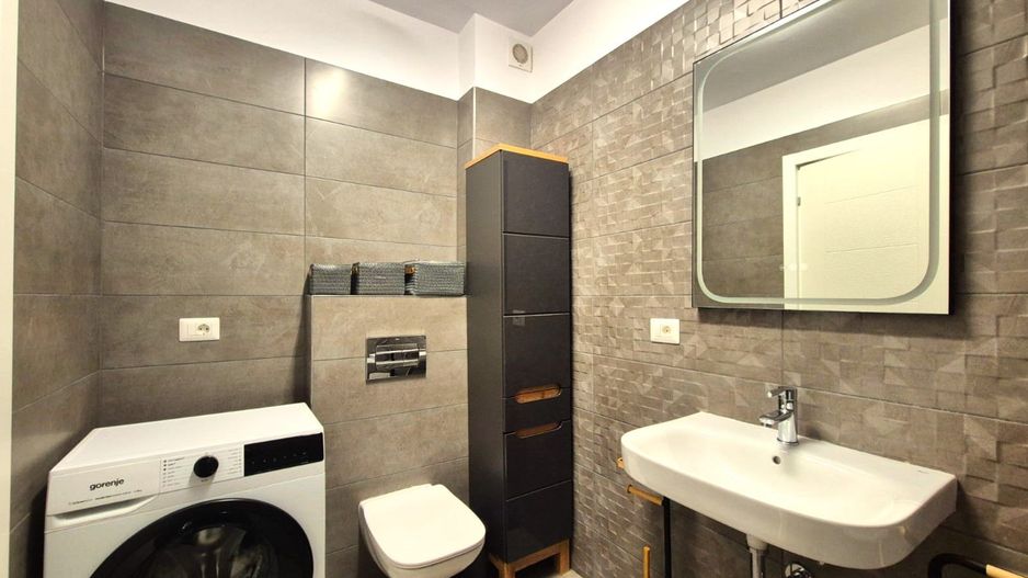 La PRIMA  închiriere, apartament spatios, într-o zonă de case,, loc parcare, - Poză 13