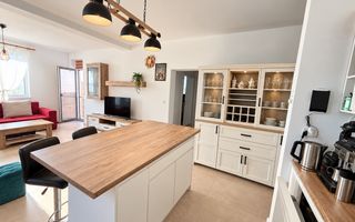 Dumbrăvița | 3 Camere | 76,6 mp | Grădină 46.5 mp | 2 Băi | Dressing | 2 Parcari - Poză 9