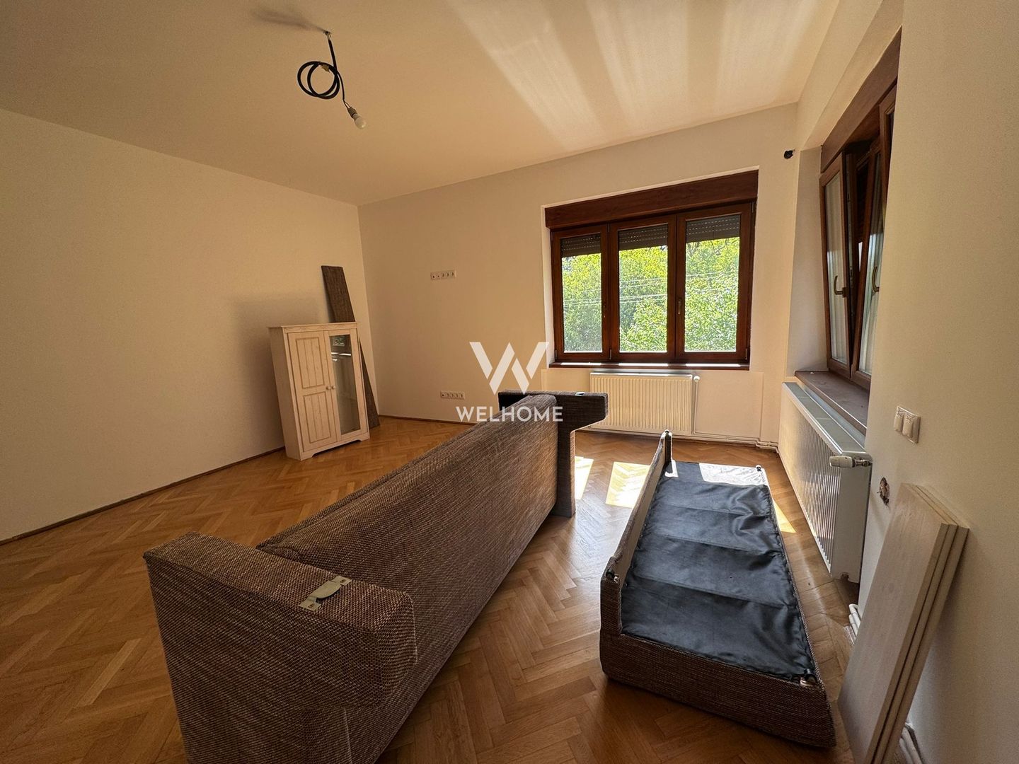 Apartament la casa de inchiriat, Parcul Sub Arini - Poză 2
