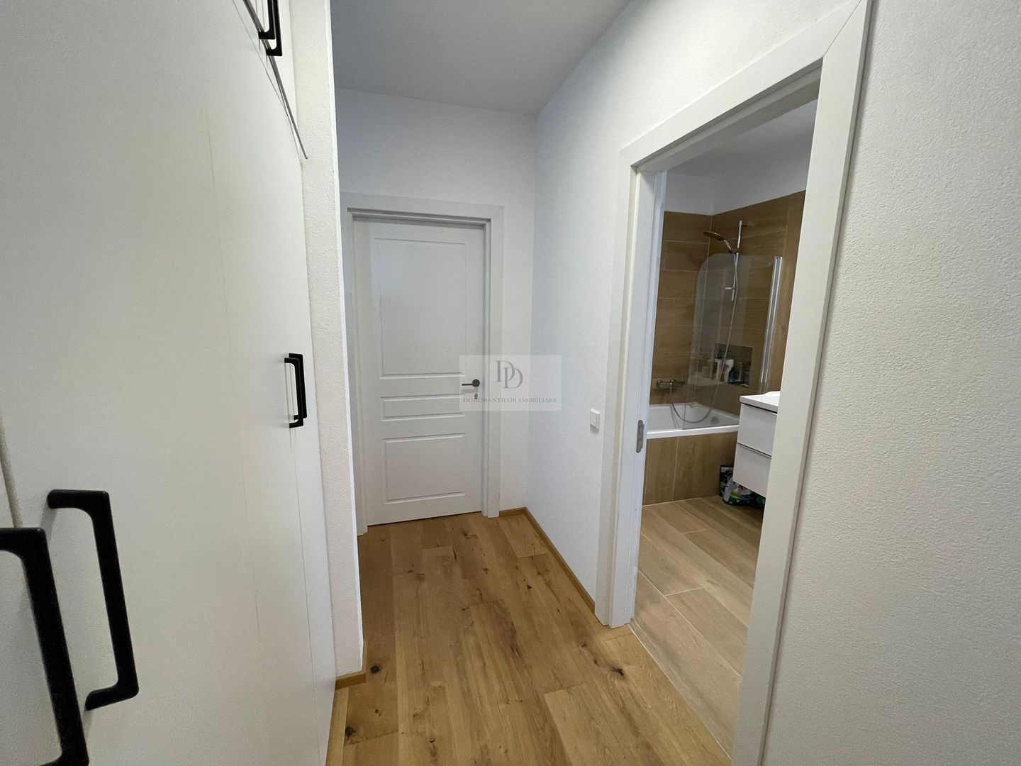 Apartament elegant 4 camere | Garaj privat | Cartier Europa - Poză 14