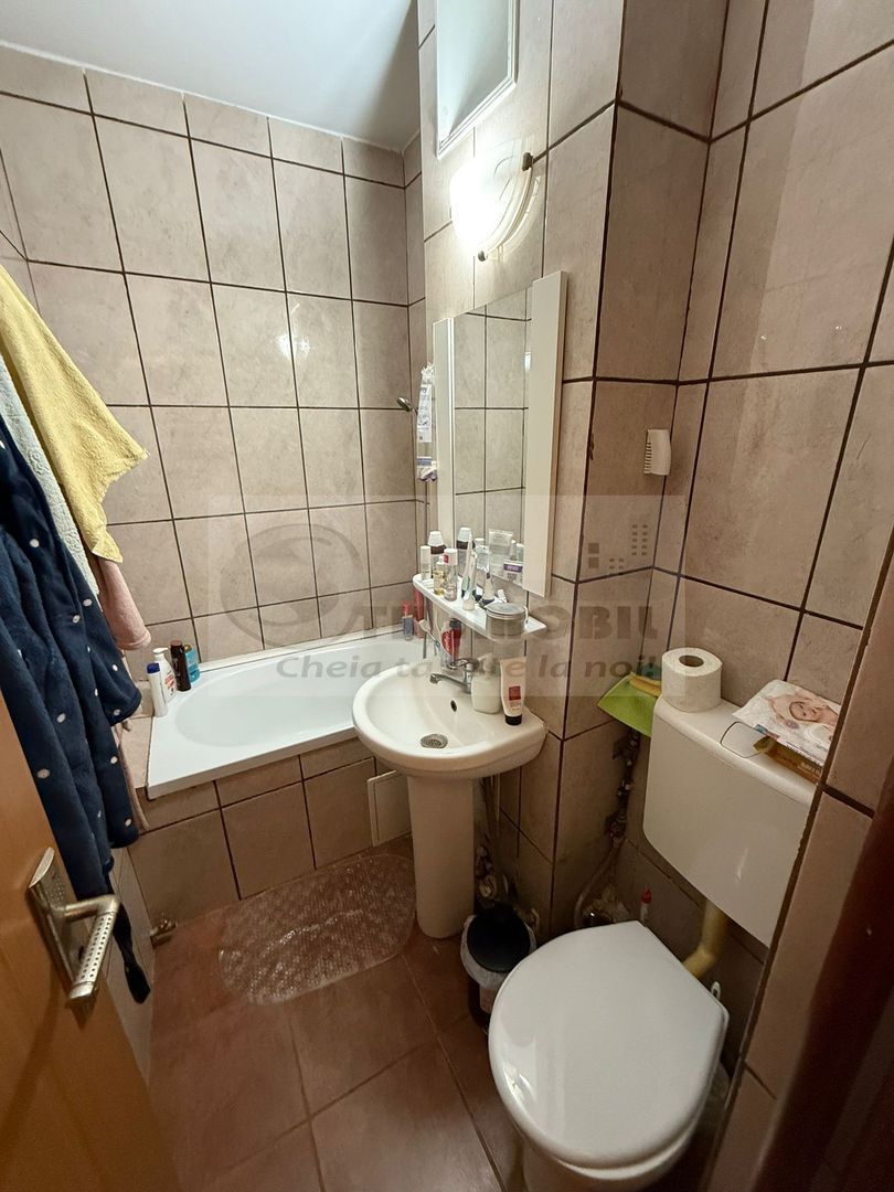 Apartament 2 camere, investiție cu chiriași 92000 EURO - Poză 13