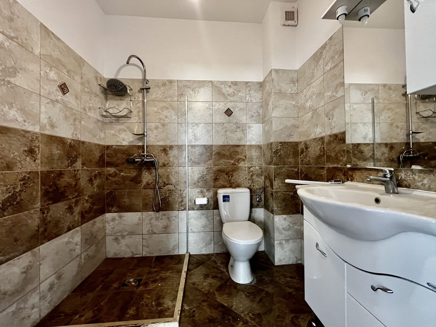 Duplex spațios și luminos | Giroc | Ideal locuință/ birou / grădiniță - Poză 11