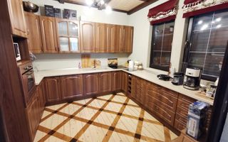 Casa de vacanta deosebita Breaza- Nistoresti - Poză 10