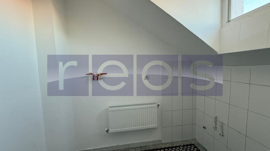 VANZARE 2 CAMERE | MANSARDA | 40 MP | NOU RENOVAT | LOC PARCARE | - Poză 5