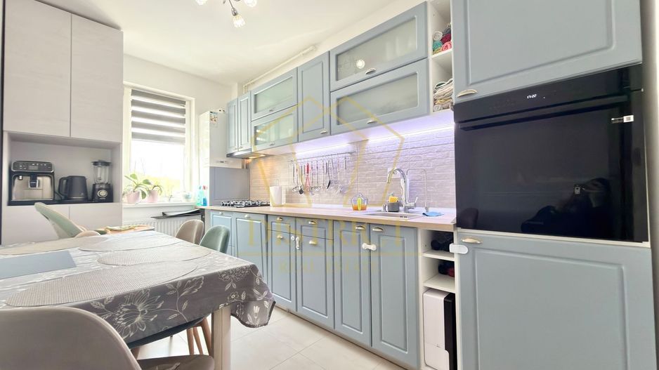 Apartament cu 3 camere decomandat, complet mobilat si utilat la parter in Giroc. - Poză 4