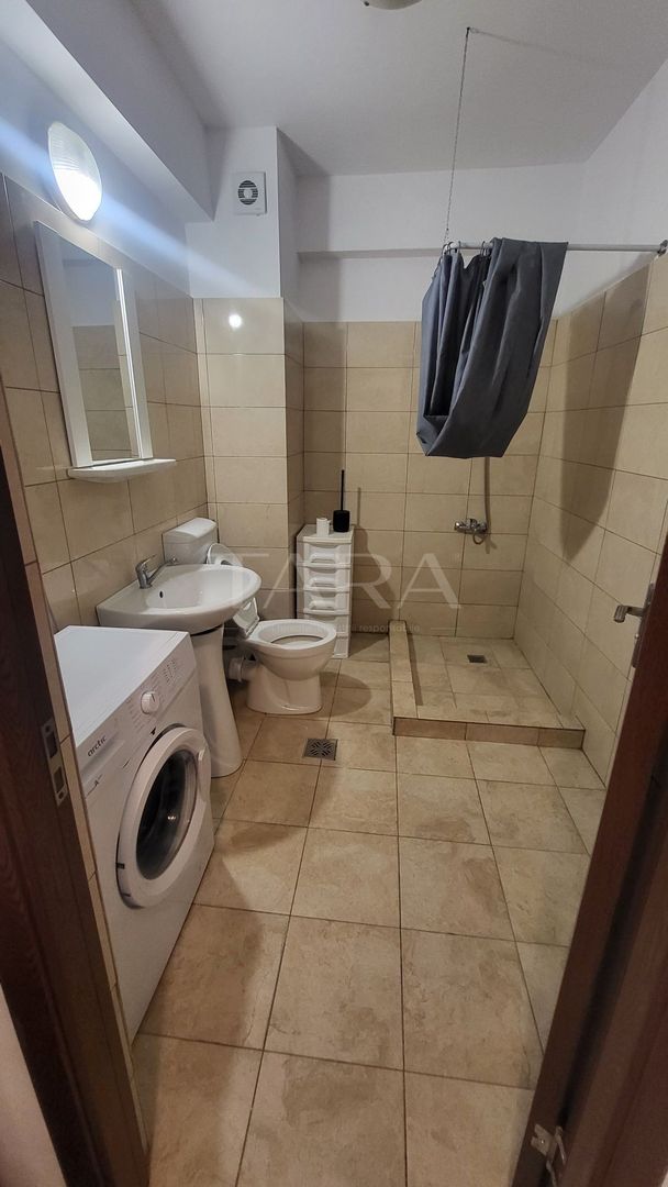 Apartament cu 2 camere decomandate, parcare și balcon. - Poză 7