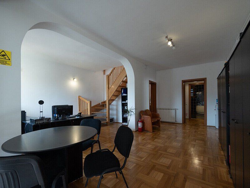 Vila cu 750 mp utili si teren de 1.480 mp in Erou Iancu Nicolae - Poză 28