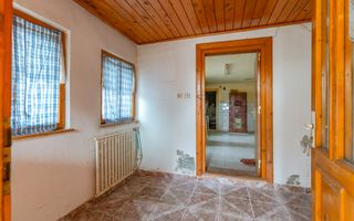 Casă individuală de renovare în Bod, Brașov - Poză 3