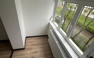 Etaj 1, renovat complet, 3 camere decomandat zona Cantemir-3 minute de Palas - Poză 10