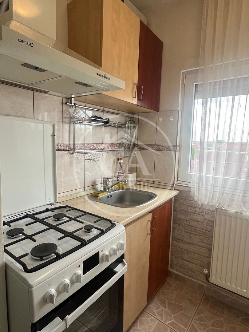 Apartament de închiriat cu 3 camere în zona Nufărul, Oradea - Poză 8