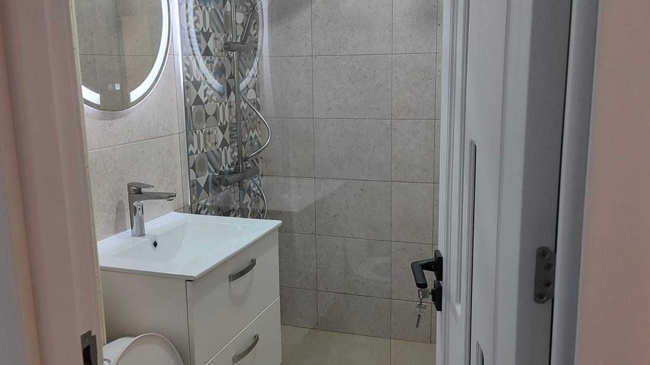 Apartament 3 camere centrala proprie renovat Favorit - Poză 8
