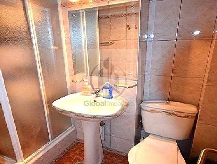 Direct proprietar !! Unirii-fantani.Apart.5 cam.etaj1,cu 2 bai si terasa-gradina de 18 mp, 510.000 E - Poză 12