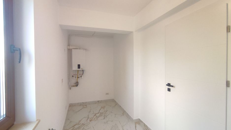 Garsoniera noua de vanzare la 5 minute de metrou laminorului - Poză 9