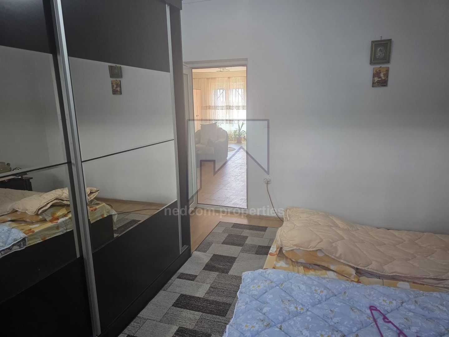 Casă de vânzare - Oraș Pantelimon - 2 camere - curte proprie - Poză 6