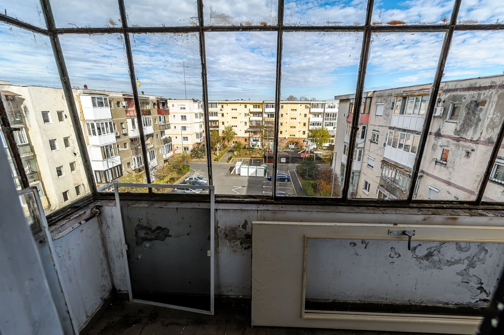 Apartament accesibil cu 2 camere, în zona 500 Micalaca - Poză 8