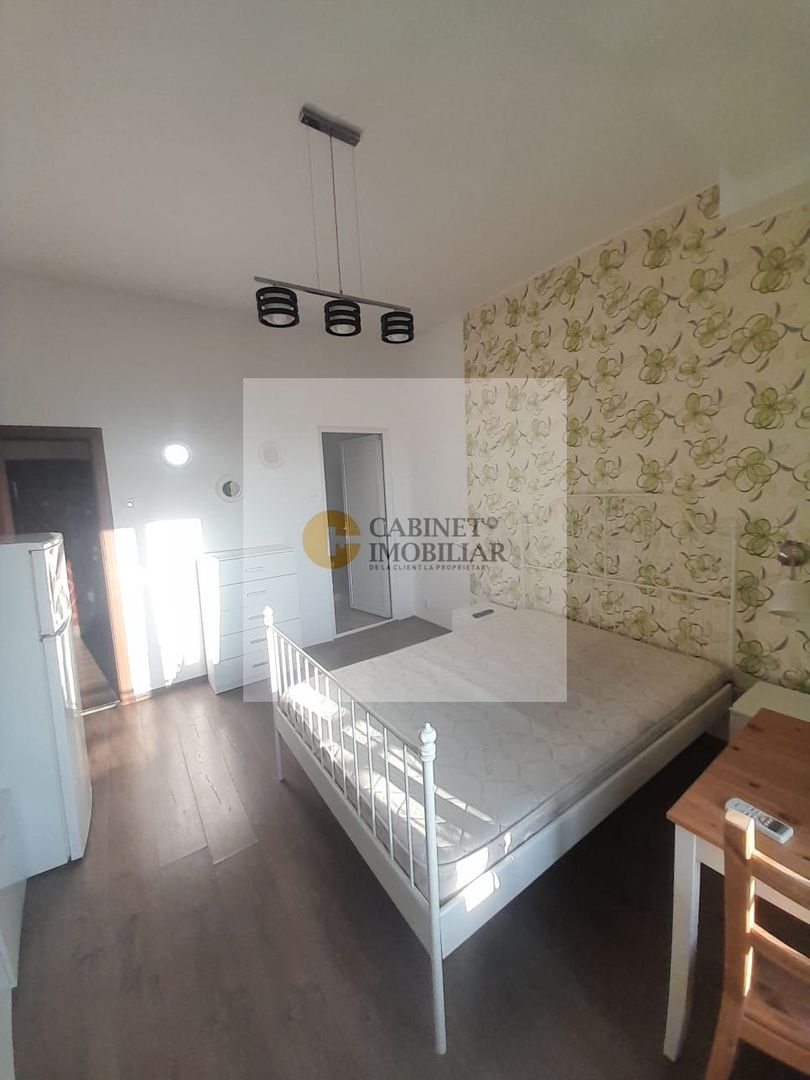 Garsoniera cu balcon  | 32mp  | Universitate  | Pretabil Airbnb - Poză 1