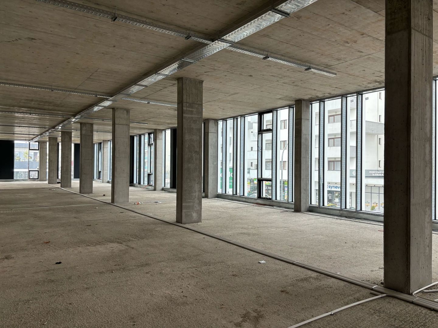 Spatiu comercial de inchiriat , zona premium, Doamna Stanca - Poză 4