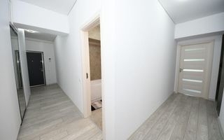 3 camere pe Faleza de inchiriat cu loc de parcare - Poză 1