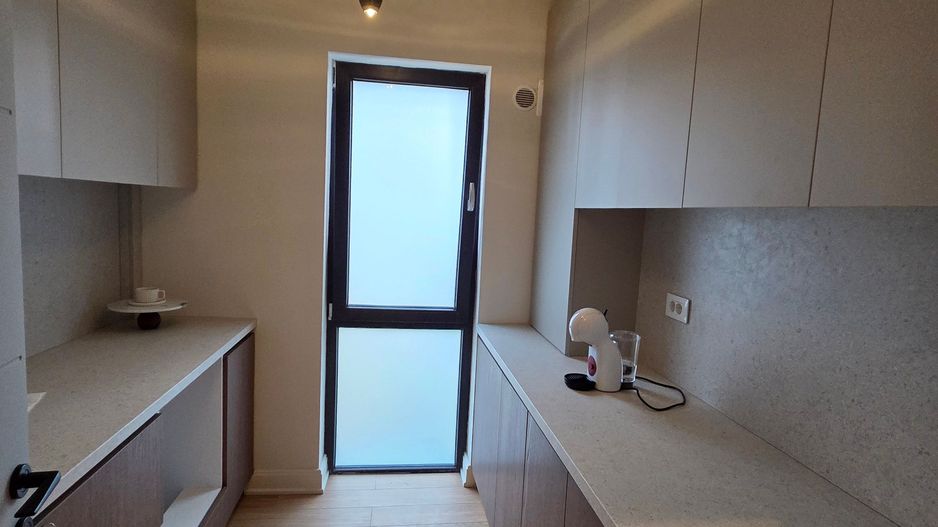 Apartament 2 camere de vânzare +curte - Poză 4