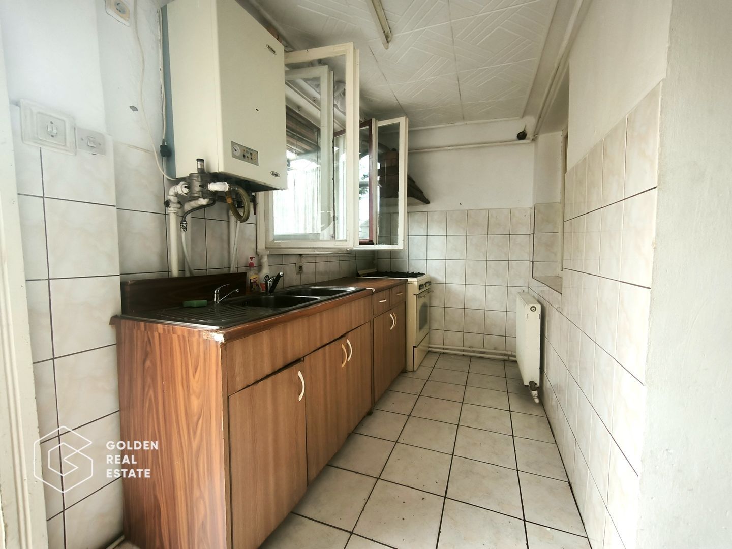 Casa 4 camere, zona Parneava pretabil muncitori sau familie - Poză 9