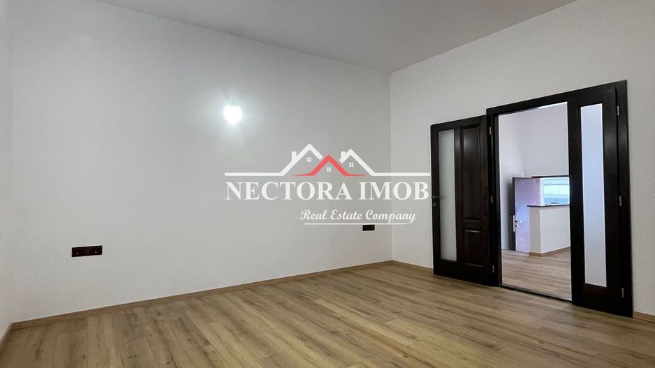NECTORA IMOB-Apartament 3 camere/Spatiu comercial, Ultracentral, 80 mp - Poză 2