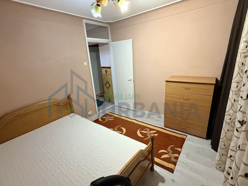 Apartament 3 camere decomandat de închiriat, Iași - renovat, mobilat, etaj 1/4 - Poză 2