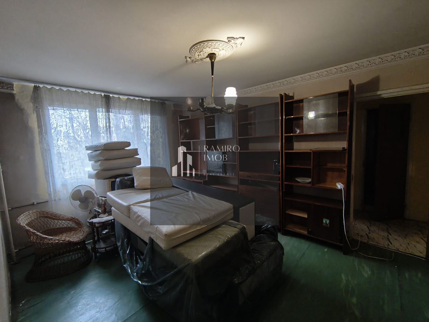 Apartament 3 camere | Zona 1 Decembrie 1918 |  Parcul IOR TITAN METROU - Poză 1