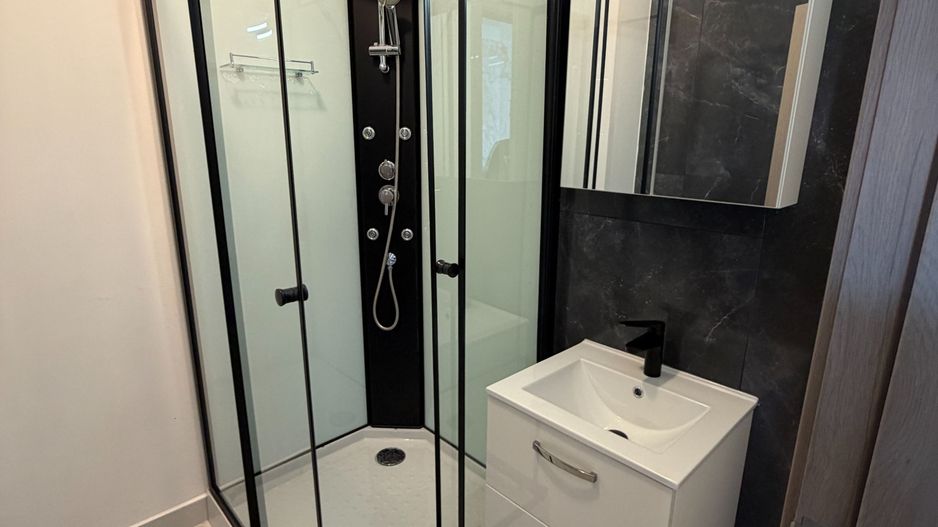 Apartament 3 camere cu parcare - Zona CENTRALA - Str Closca - Poză 7