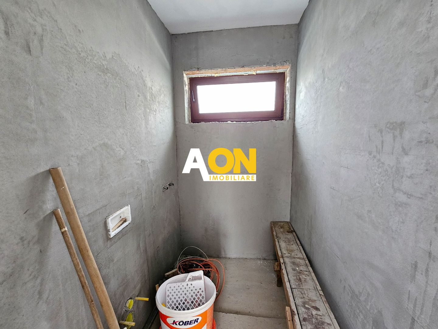 Casa semifinisata, 4 camere, 392 mp teren,  Barabant - Poză 6