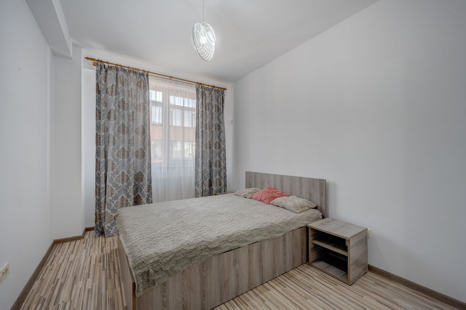 Apartamentul Cochet cu 3 cam. in Tineretului 24 !Mob/Utilat ! - Poză 3