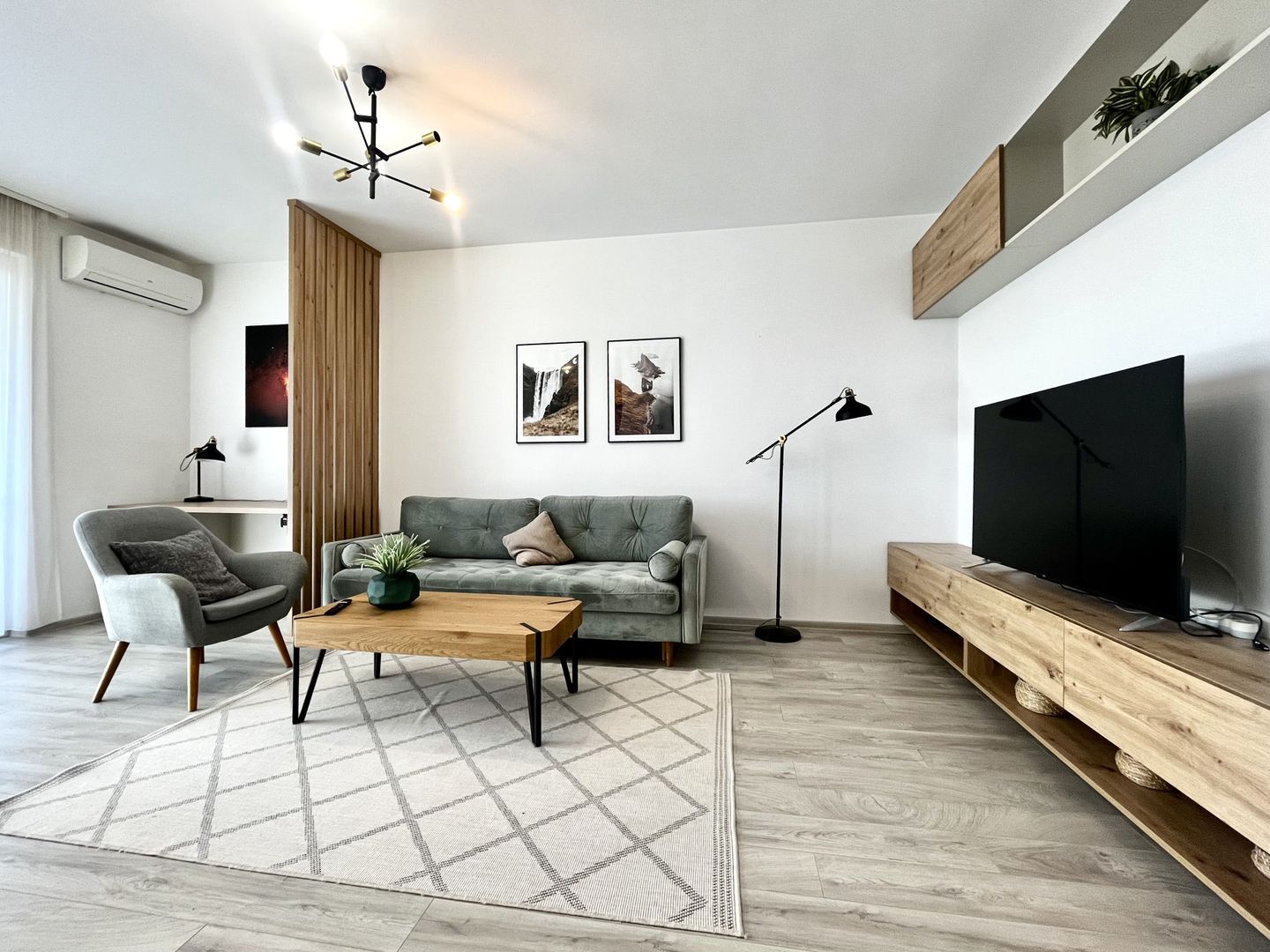 Apartament primitor, prima închiriere, cu parcare subterana, Aradulului-Iris - Poză 2
