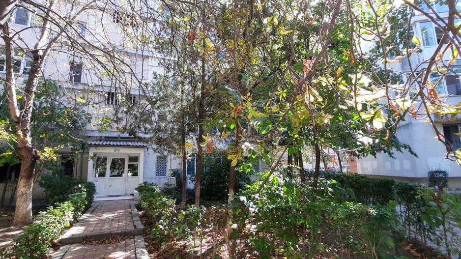 Tomis I - apartament 3 camere zona excelenta potrivit pentru familia ta! - Poză 2