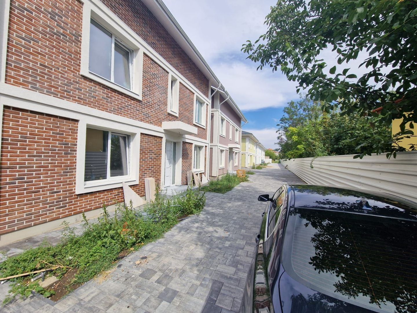 Casă de vânzare Otopeni- P+1 sau P+1+M, 2 locuri parcare, acces facil către DN1 - Poză 2