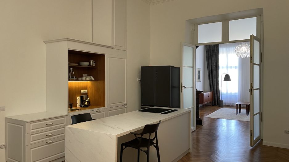 ULTRACENTRAL Apartament 3 camere 126mp Monument Istoric - Poză 1
