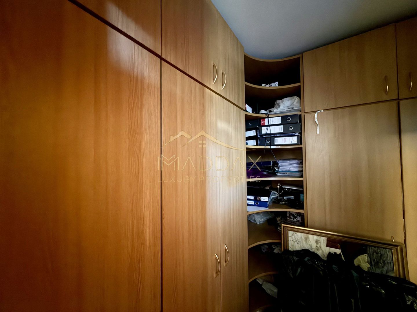 Vila cu 6 camere *485 mpc // *1.670mp teren* // 8 locuri parcare // Sisești - Poză 35