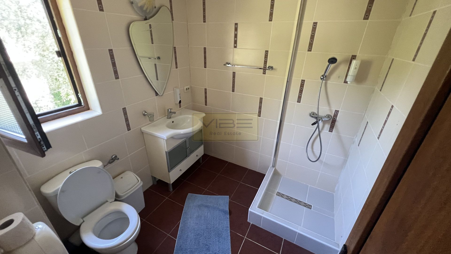 SE VINDE AFACERE LA CHEIE! Pensiunea Vila Verde, zona Garii - Poză 20