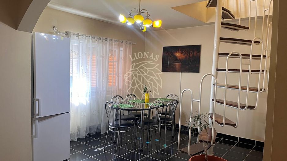 Apartament 4 camere 132 mp-balcon-ideal locuire-Calea Moldovei - Poză 11