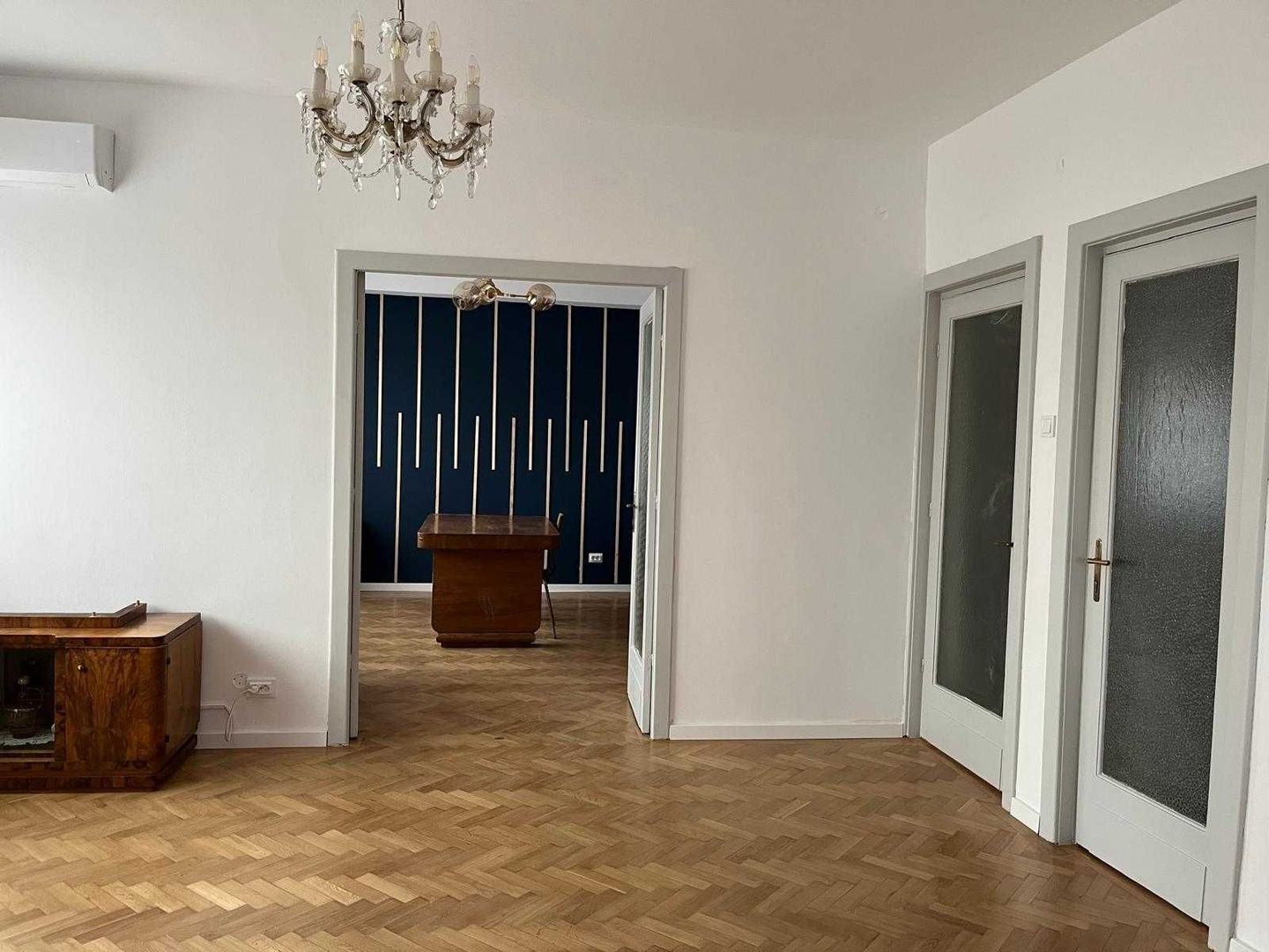 Apartament fermecător și luminos în zona Unirii – 75 mp - Poză 1