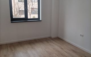 Apartament 3 camere, 2 băi -Valea Lupului-136.900 euro - Poză 4