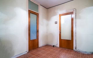 1 Mai nr. 29, 3 camere, 4/10, bloc stradal, c-tie 1980, bucatarie mare, 2 bai - Poză 9