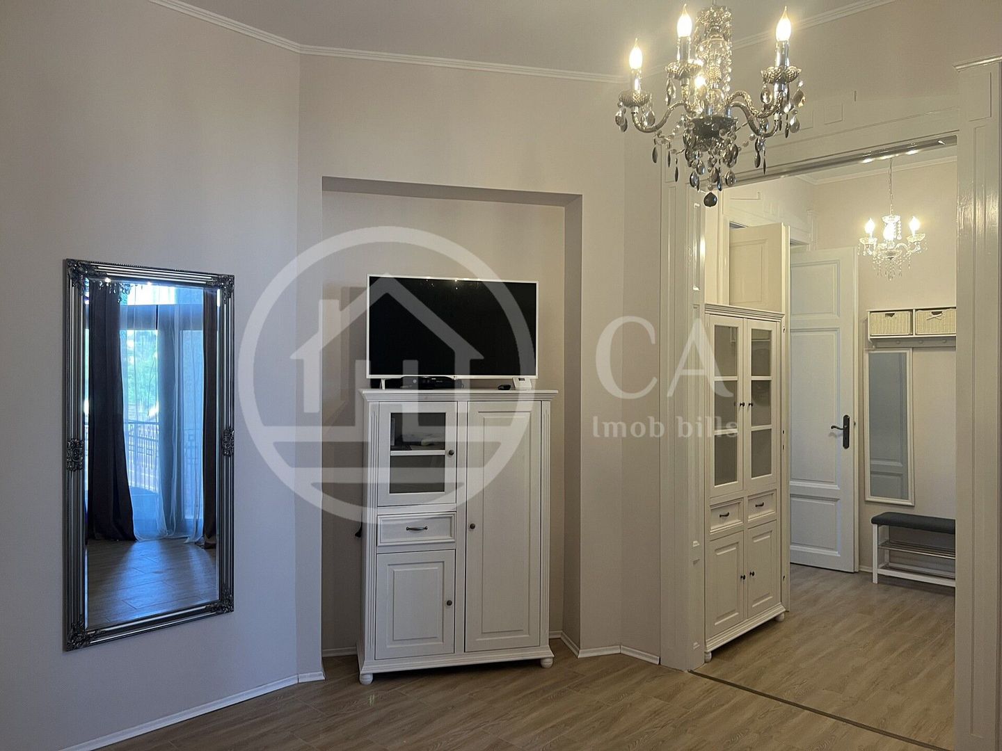 Apartament lux cu 3 camere de inchiriat zona Republicii Oradea - Poză 6
