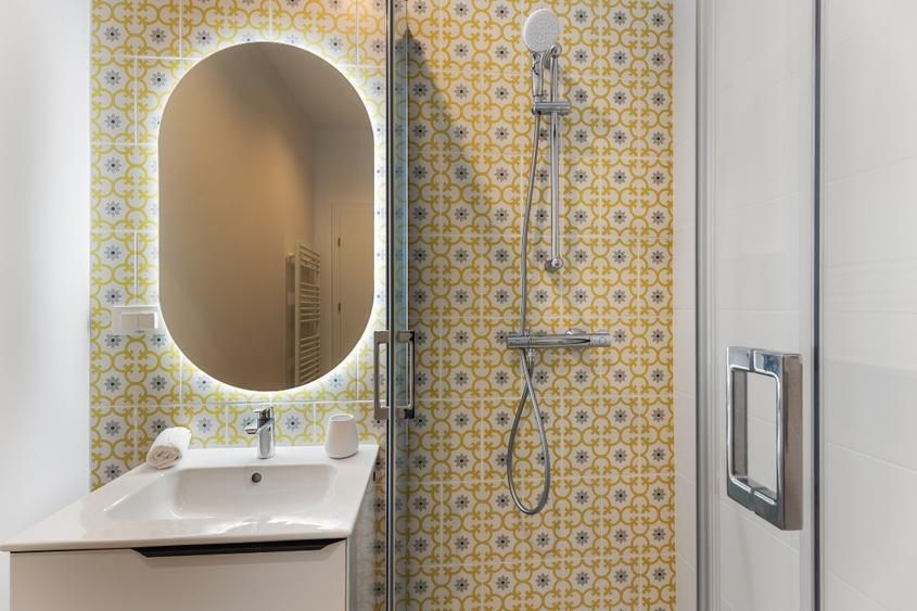 Apartament 2 camere de închiriat – AXXIS Residence – VEDERE LA MARE - Poză 4