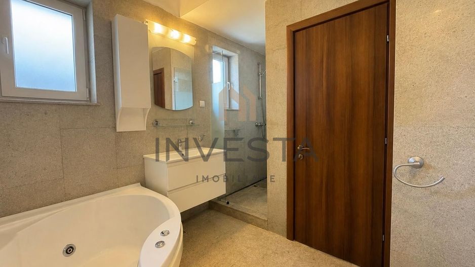 Casa de 360 mp cu sauna si garaj dublu de inchiriat in zona Buna Ziua - Poză 15