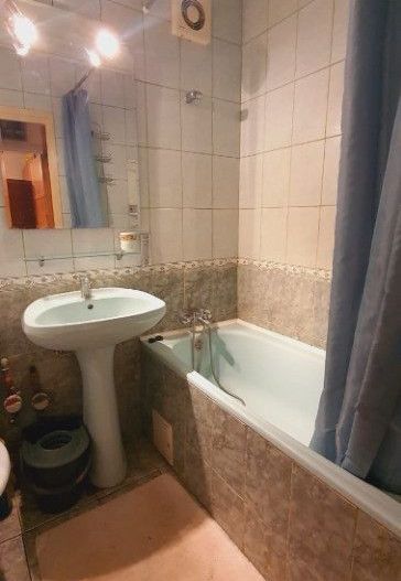Apartament 3 camere de vanzare - Poză 3