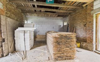 Casă cu teren generos Vărădia de Mureș - Stejar - Poză 38